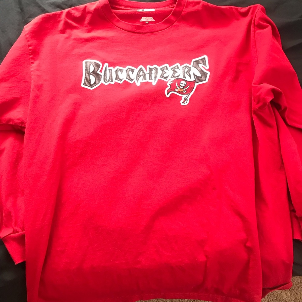 Buccaneers long sleeve t shirt